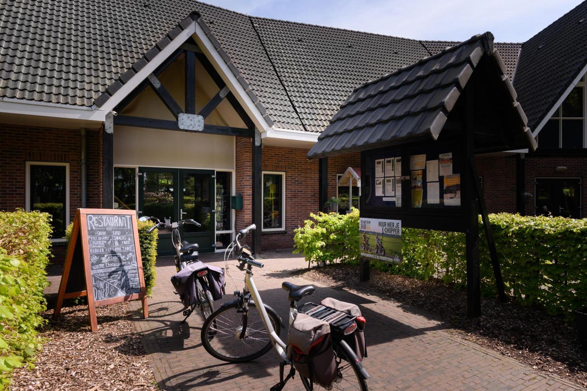Summio Landgoed Het Grote Zand Hotel Hooghalen Exterior photo